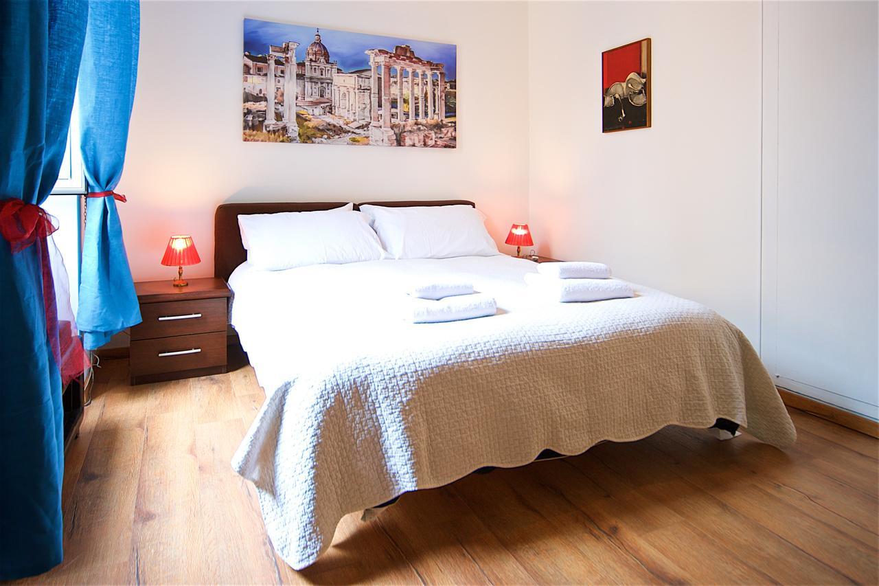 Vetrina Holidays Apartment Navona Roma Exterior foto